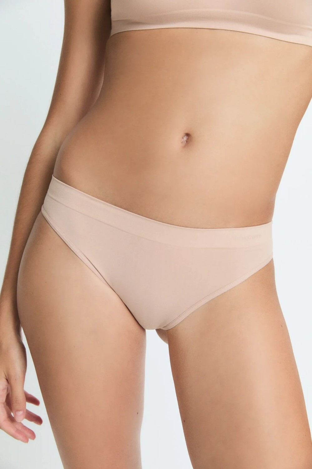 VEDETINA CLASICA LIGHTNESS Nude