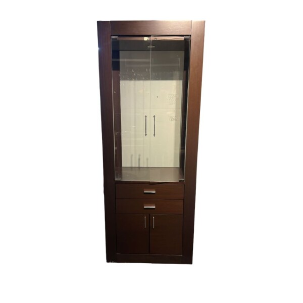 Cristalero con puertas en vidrio y cajones - Producto con detalles Cristalero con puertas en vidrio y cajones - Producto con detalles