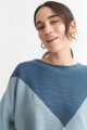 Sweater geométrico PETROLEO