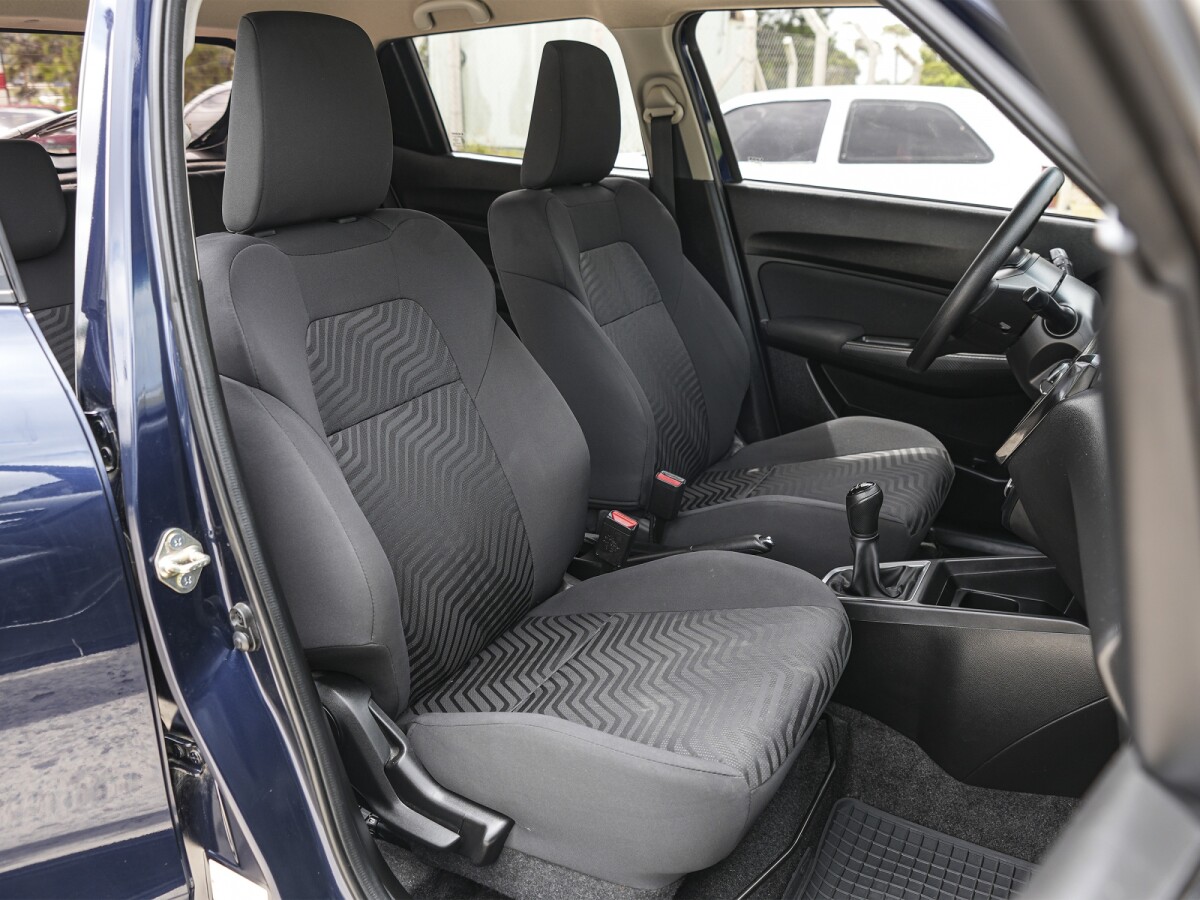 Suzuki Swift GL 1.2 con Ficha Oficial | Permuta / Financia Suzuki Swift GL 1.2 con Ficha Oficial | Permuta / Financia