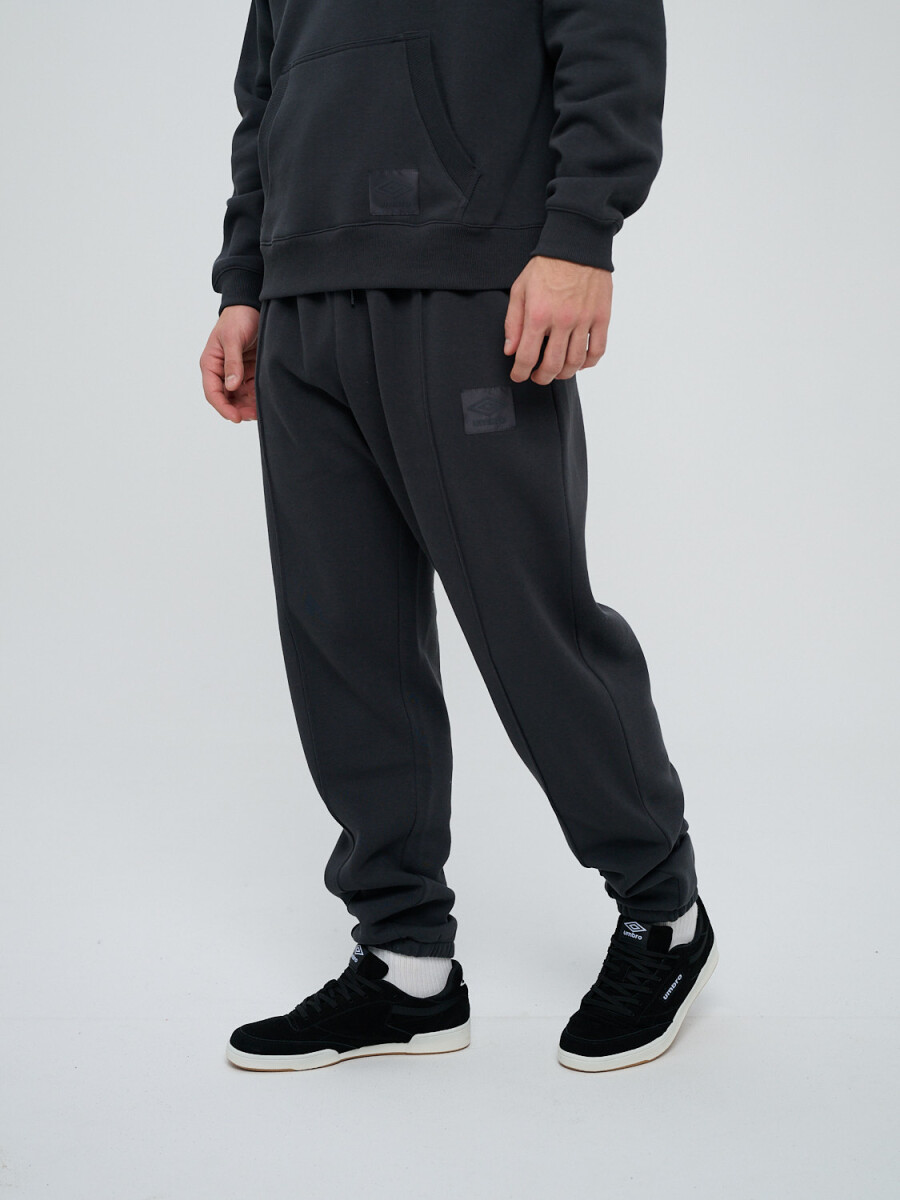 PANTALÓN JOGGER RLXD Umbro Hombre - 022 