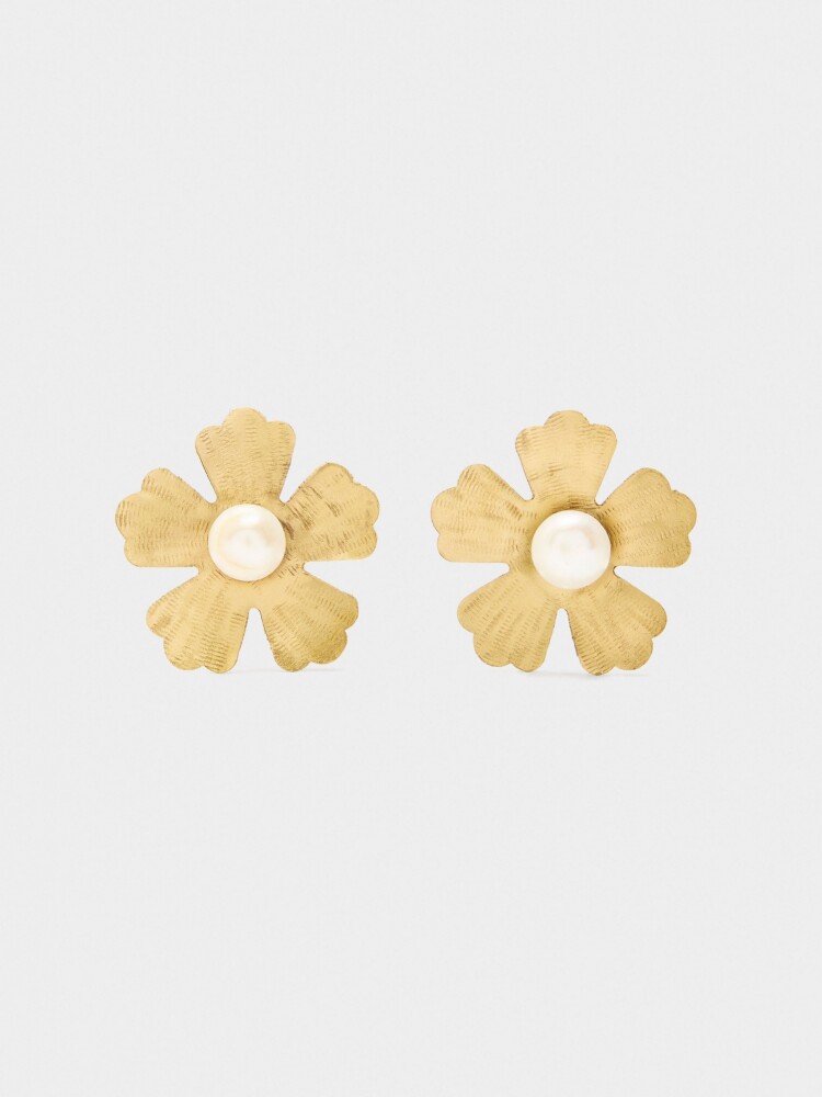 Pendientes Flor Con Perlas De Agua Dulce dorado