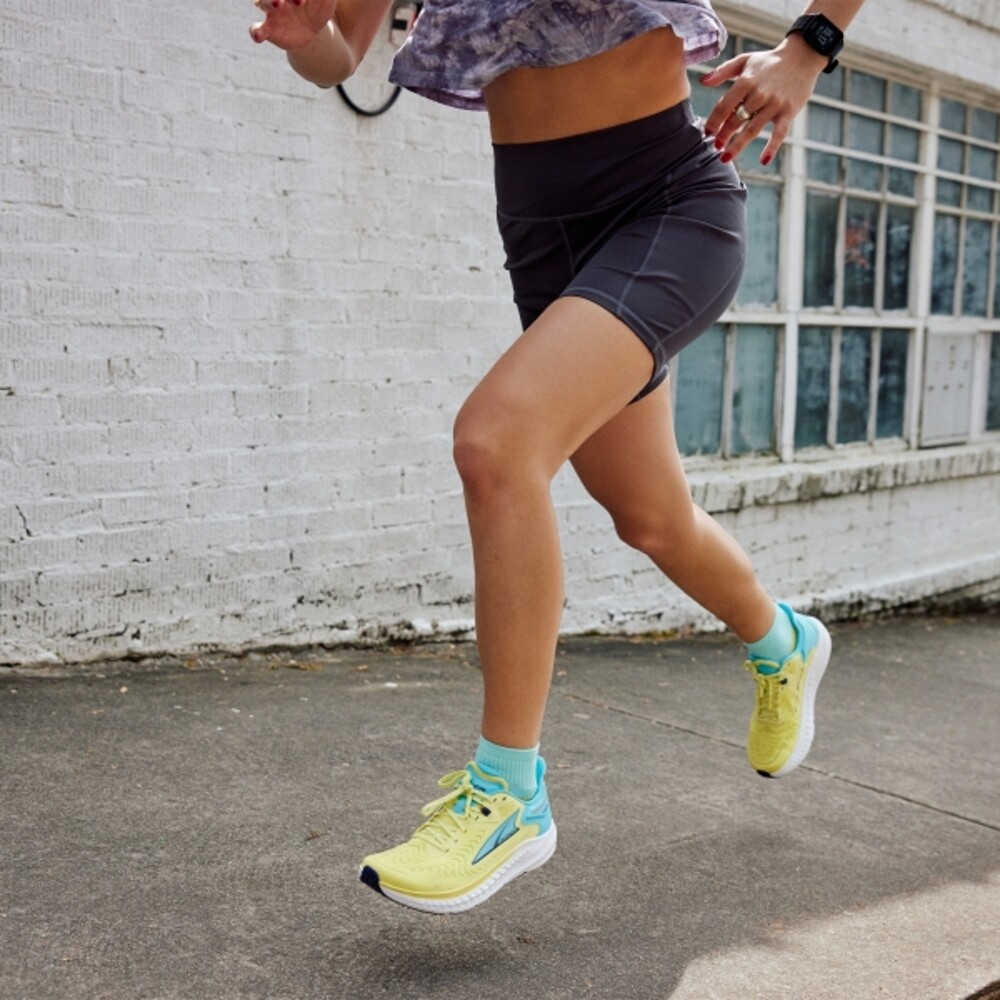 Zapatillas Running Torin 7 Mujer Yellow
