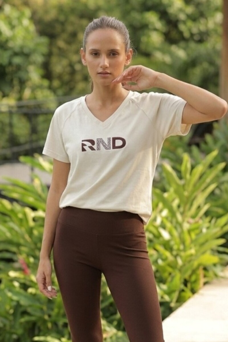 Remera Deportiva. Remera Deportiva.