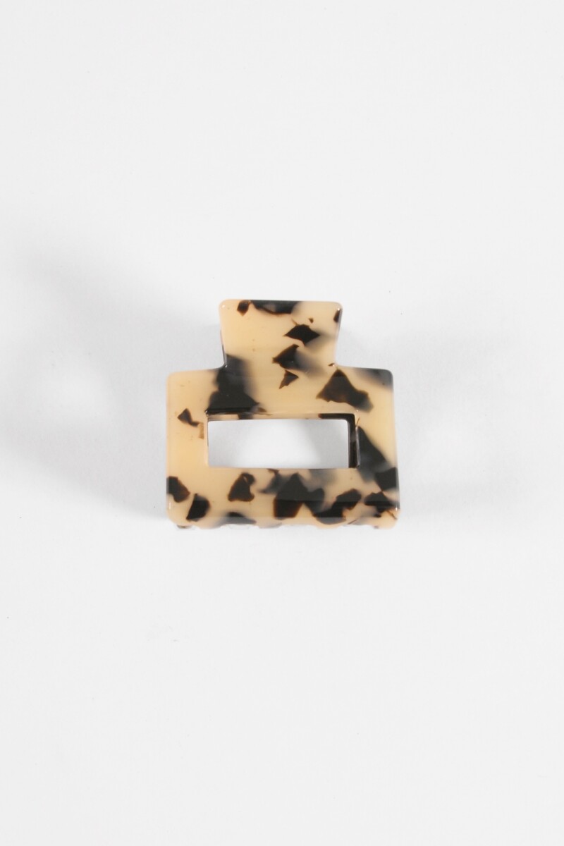 Broche acrilico carey