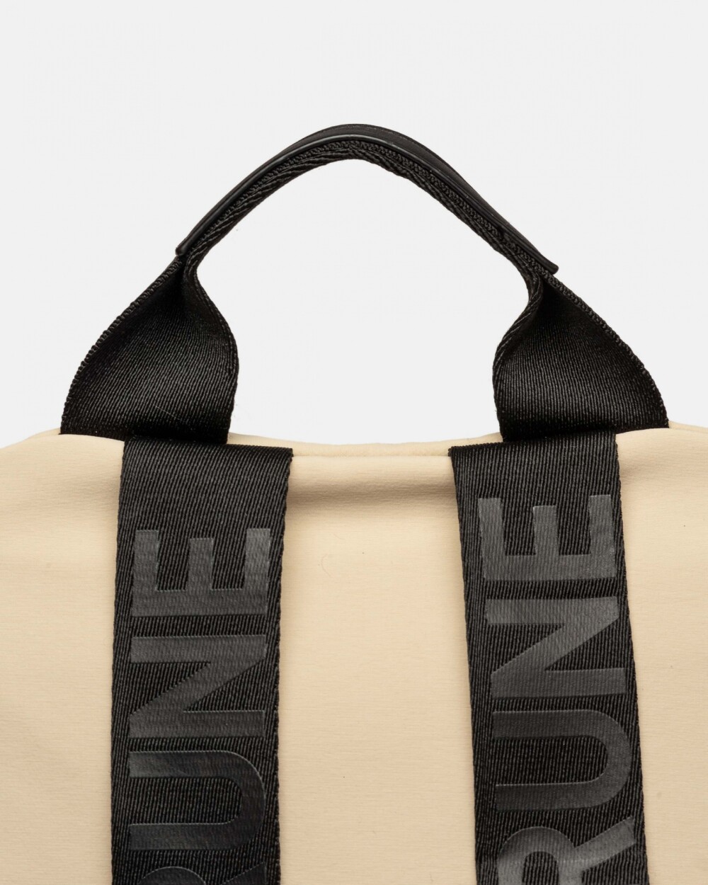 Mochila Adventure en nylon Natural