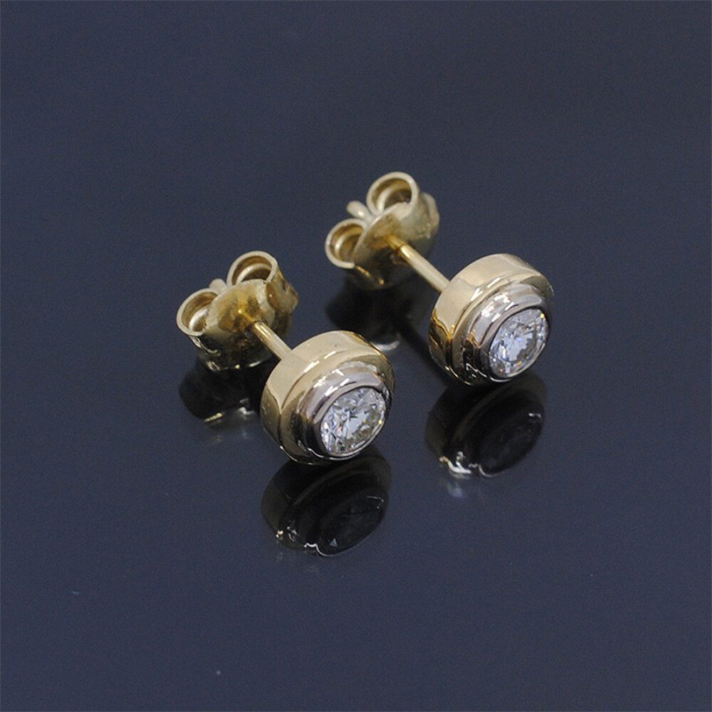 Caravanas En Oro 18K De 2 Tonos Y Brillantes Caravanas En Oro 18K De 2 Tonos Y Brillantes