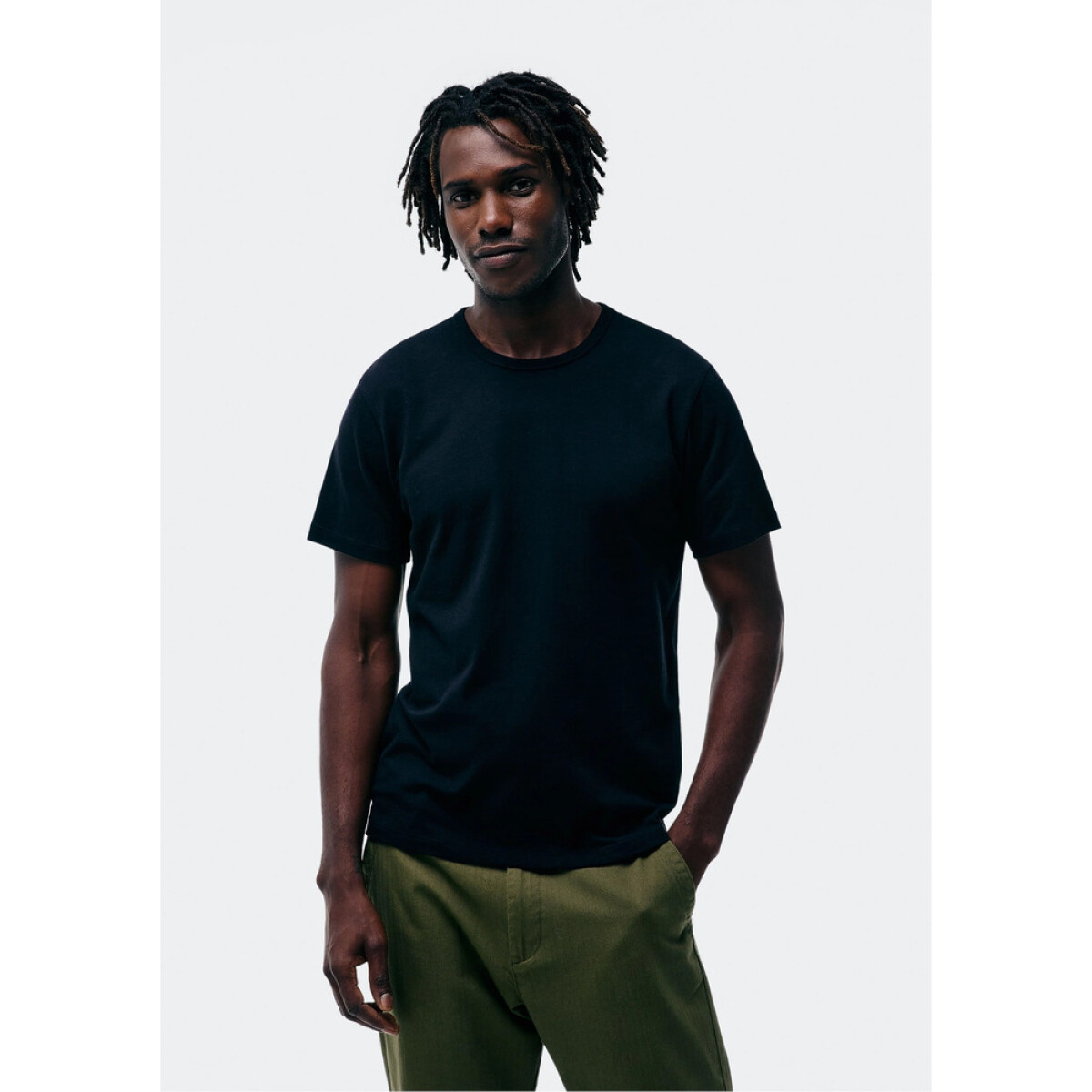 CAMISETA MM MASC - PRETO ESCURO 