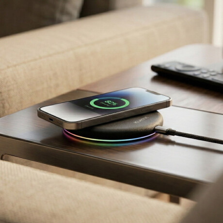 Cargador Inalámbrico Klasse | Conección por cable Type-c incluido Cargador Inalámbrico Klasse | Conección por cable Type-c incluido