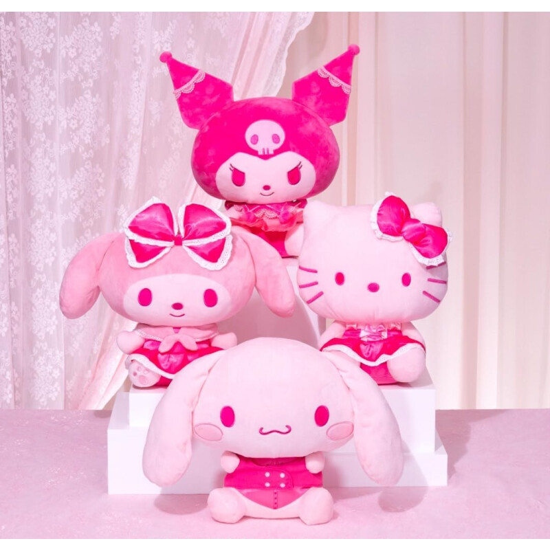 Hello Kitty Peluches 4 modelos Hello Kitty Peluches 4 modelos