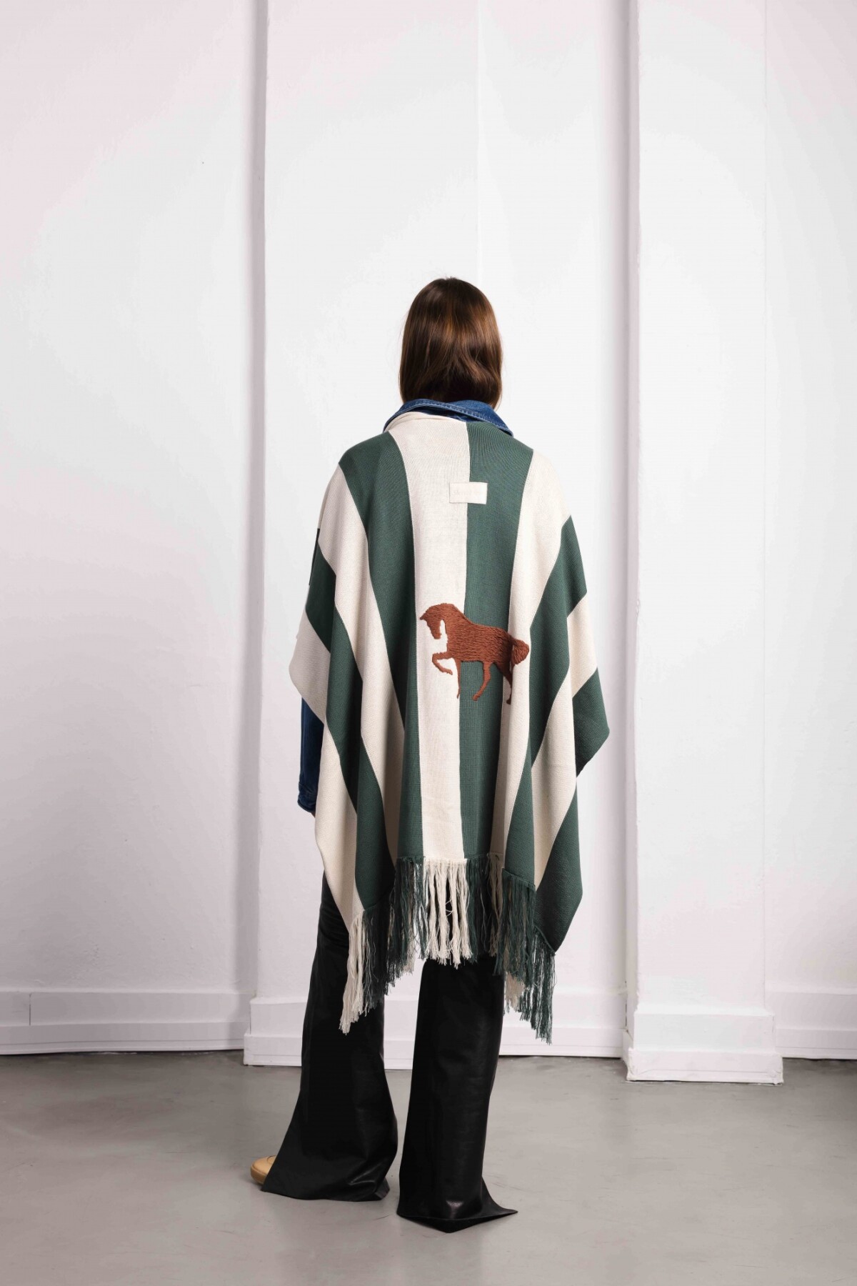 Ruana Rioplatense Verde / Blanco