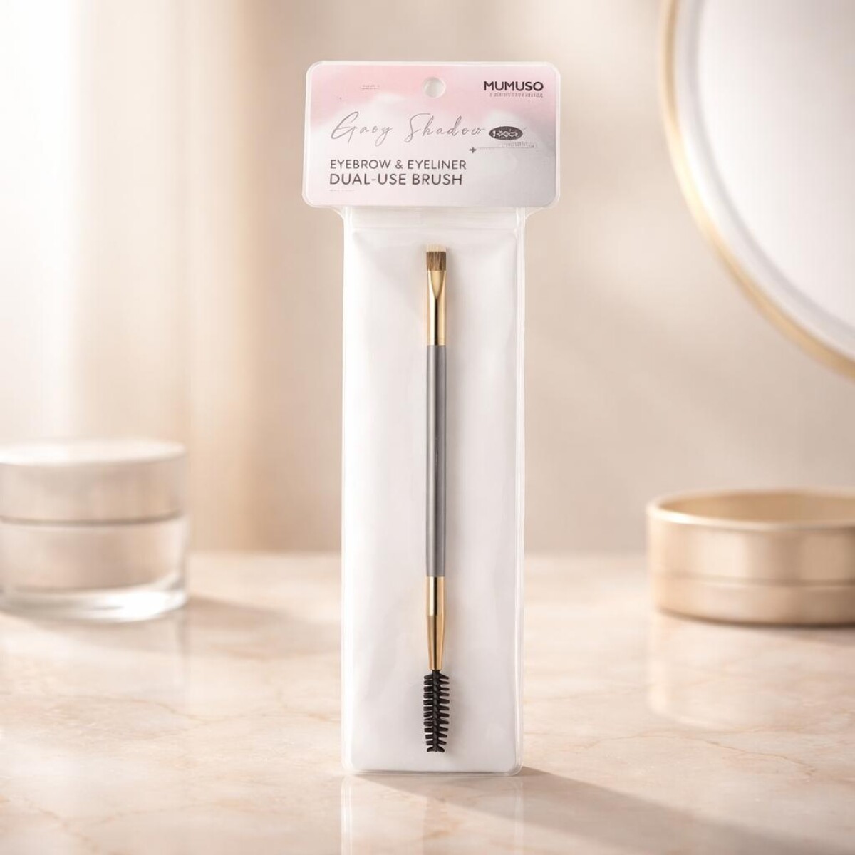 BROCHA DOBLE USO PARA CEJAS Y DELINEADOR 