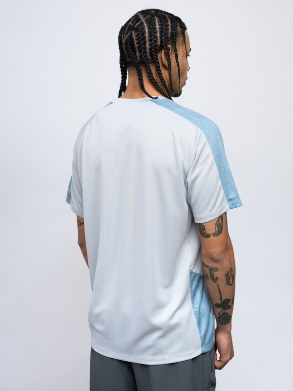 REMERA VIVE Umbro Hombre 05p