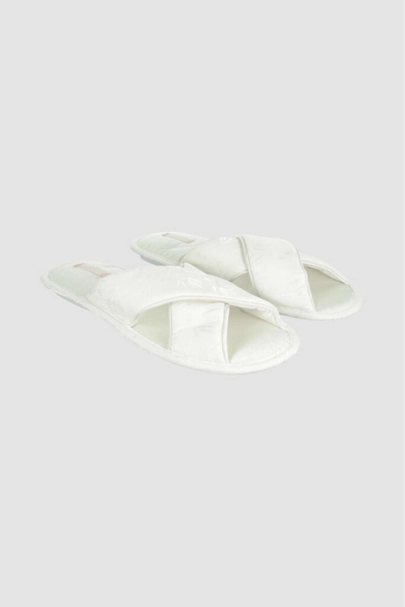 Pantufla cruz - Marfil 