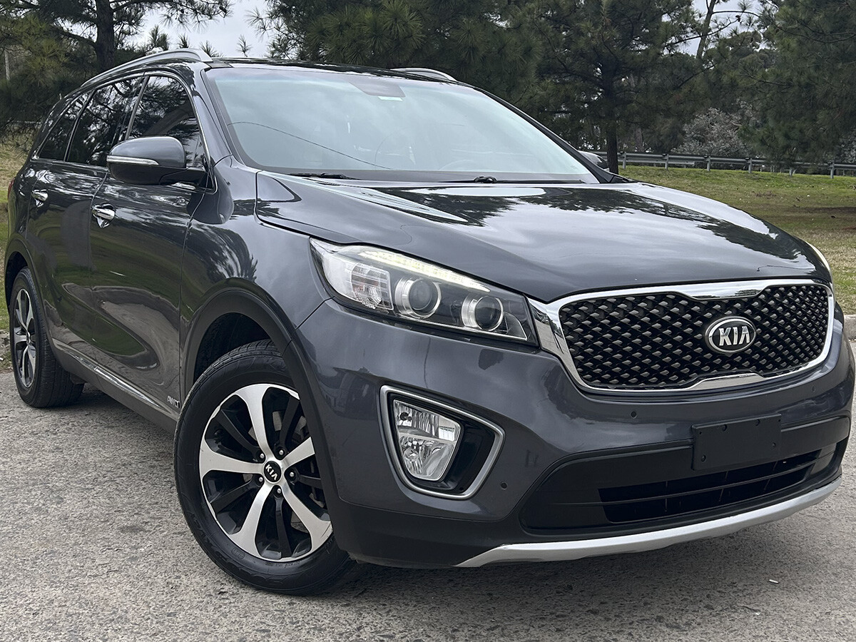 Kia Sorento 7 pas EXCELENTE ESTADO! | Permuta / Financia Kia Sorento 7 pas EXCELENTE ESTADO! | Permuta / Financia