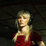 Mondo Over-Ear Headphone - Black Mondo Negro