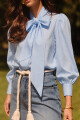CAMISA C672/26 ESCOTE V M/L CON LAZO Y PUÑO ANCHO Celeste