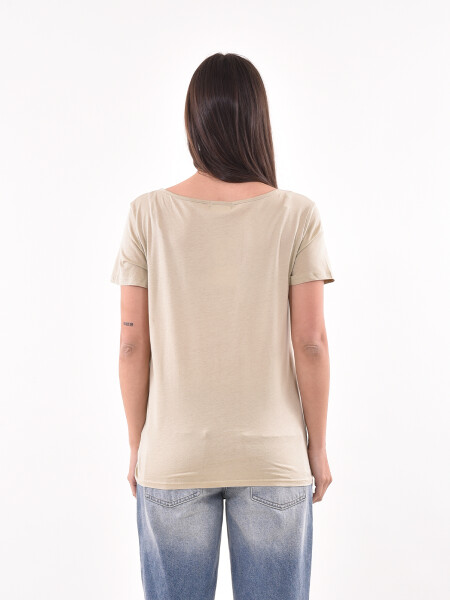 REMERA VIRGO ESTAMPADO 1