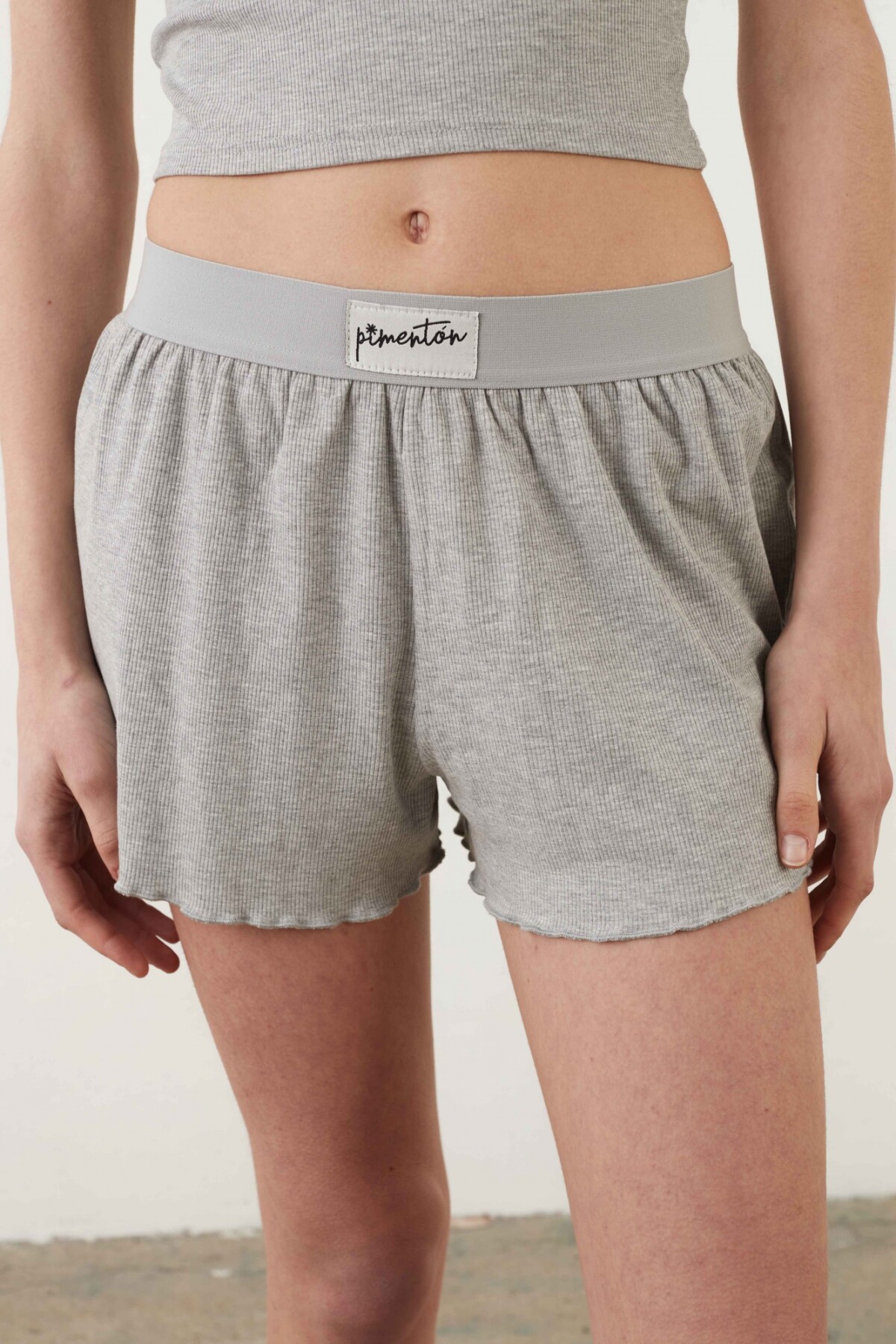 Short Ambar Gris Melange