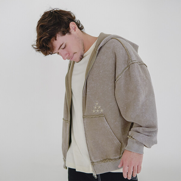 Canguro Pulau Duko Beige