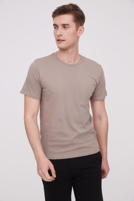 Remera Acke Taupe / Mink / Vison