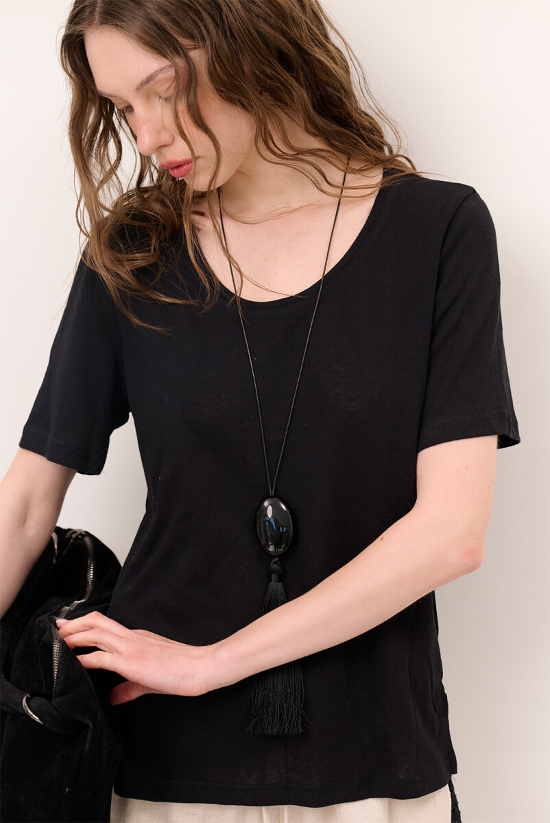 REMERA FLAMEE - NEGRO 