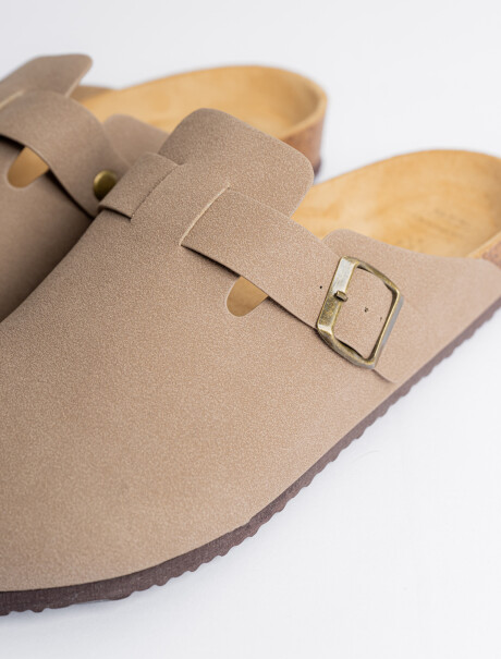 Zueco mule/slip on Zueco mule/slip on