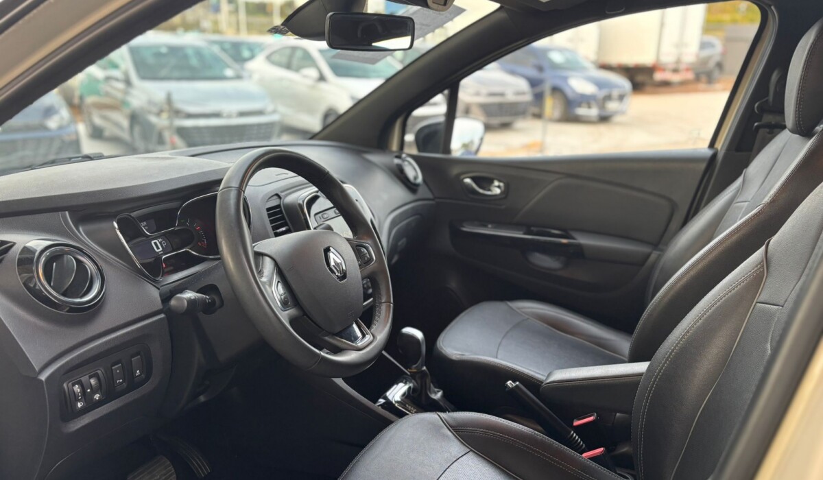 Renault Captur 1,6 CVT Intense - 2021 Renault Captur 1,6 CVT Intense - 2021
