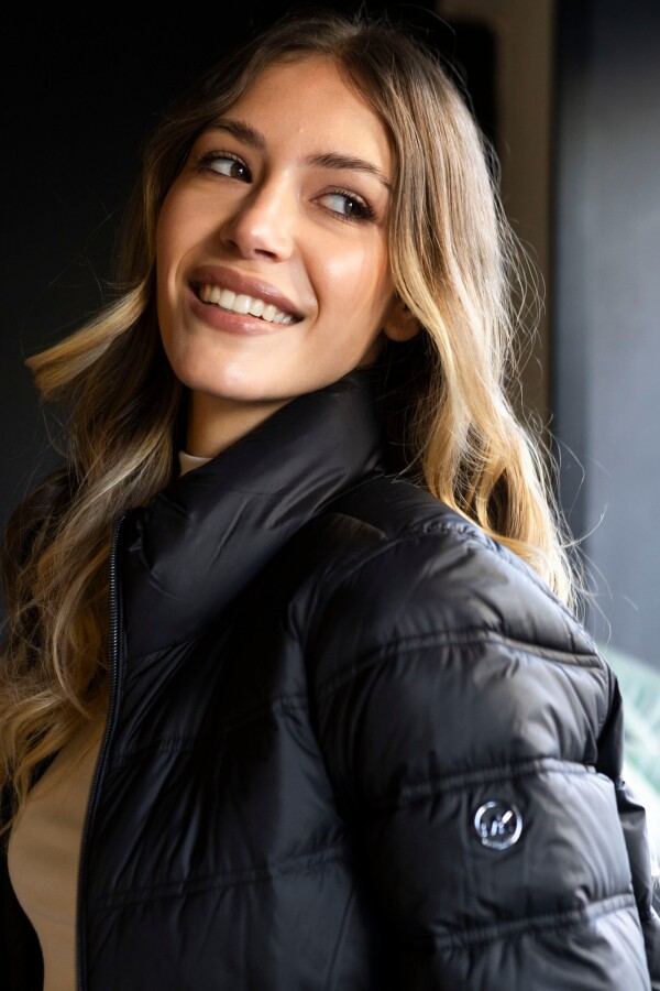 Campera Plumas Reversible Packable NEGRO