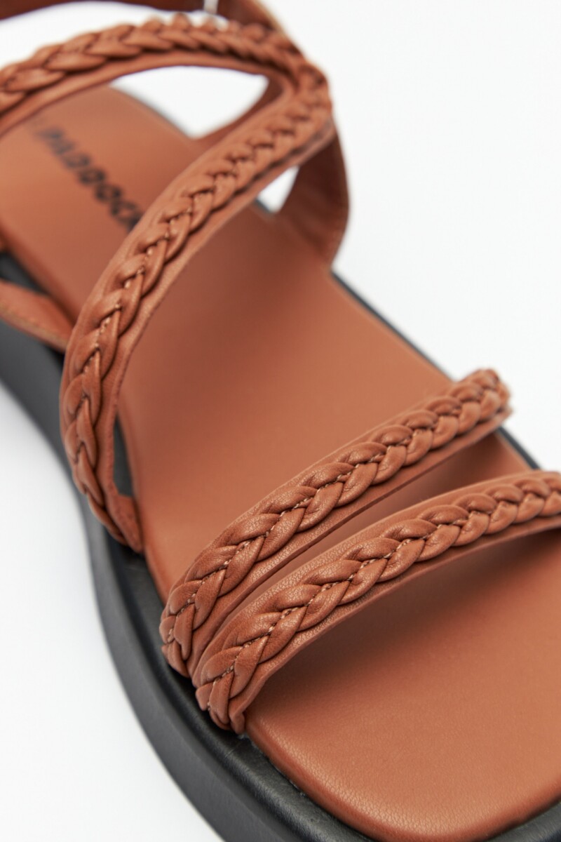 SANDALIA TIBI Whisky