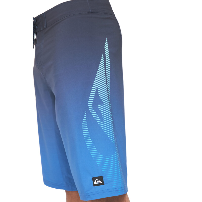 Boardshort Quiksilver Everyday 22" - Azul Boardshort Quiksilver Everyday 22" - Azul
