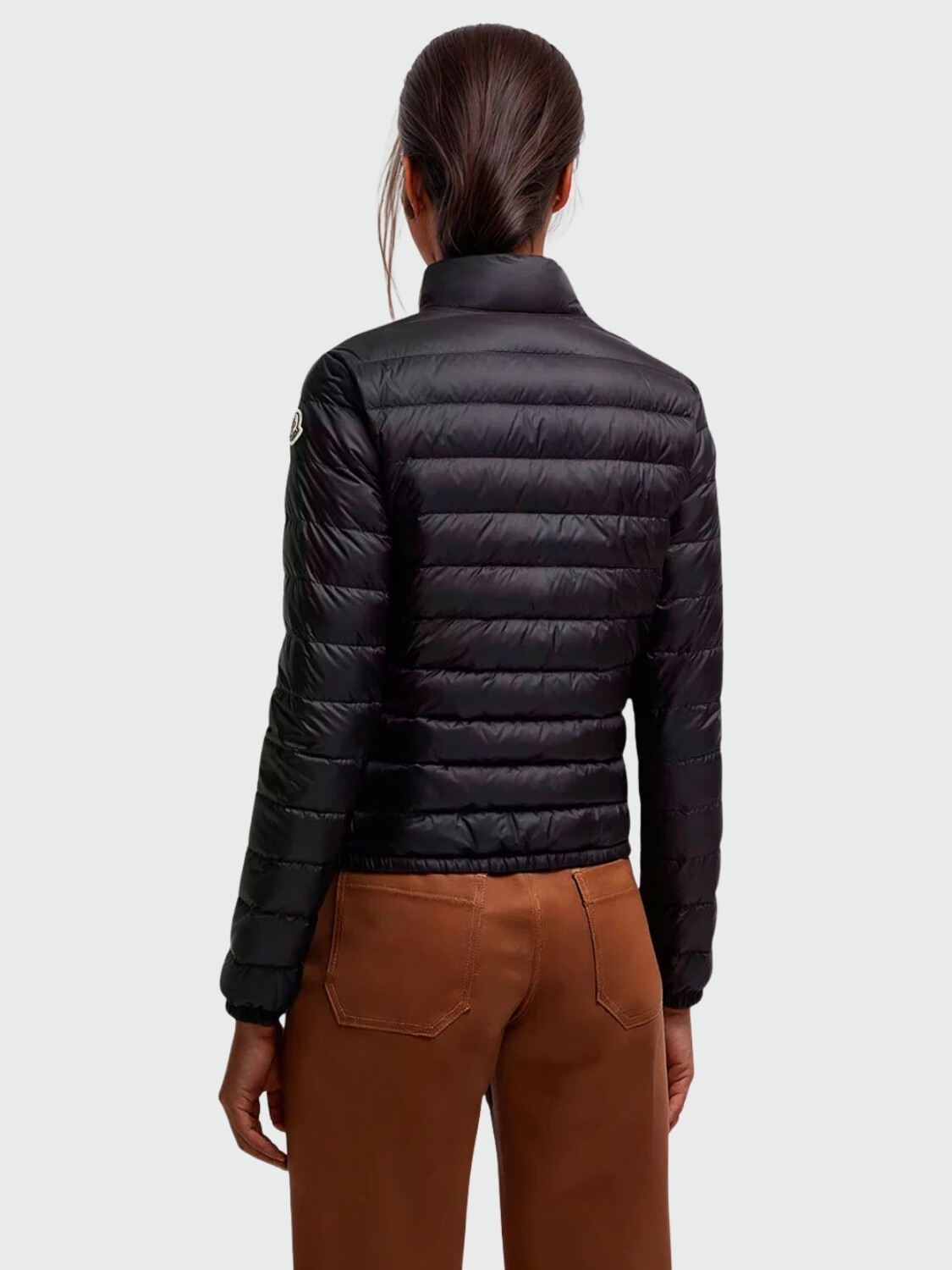 MONCLER - Campera Corta Lans Negro