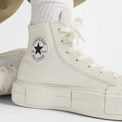 CONVERSE CHUCK TAYLOR ALL STAR CRUISE HI White