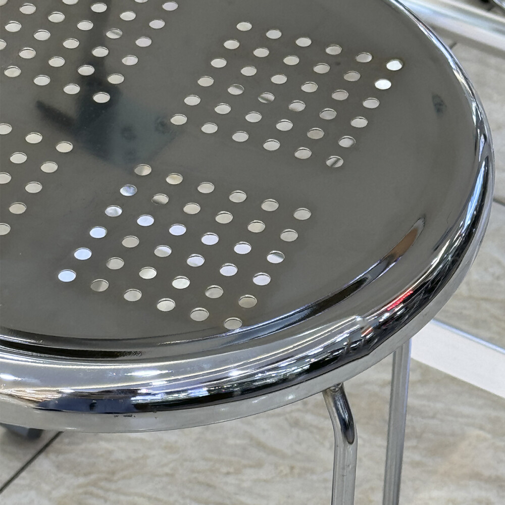 Banquito De Aluminio Apilable Redondo Banquito De Aluminio Apilable Redondo