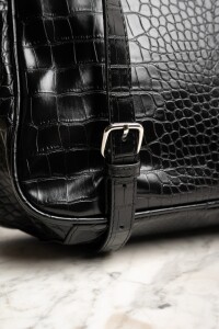 Mochila Midi Croco Negro