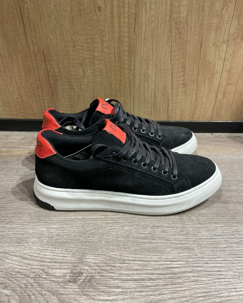 Zapato Negro