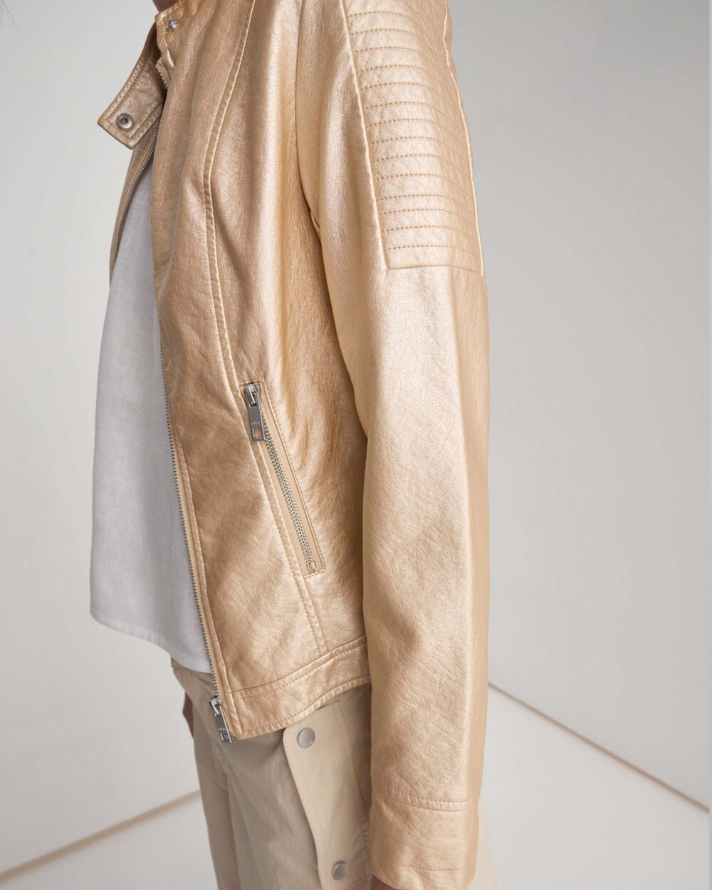 Campera Visby Metalizado