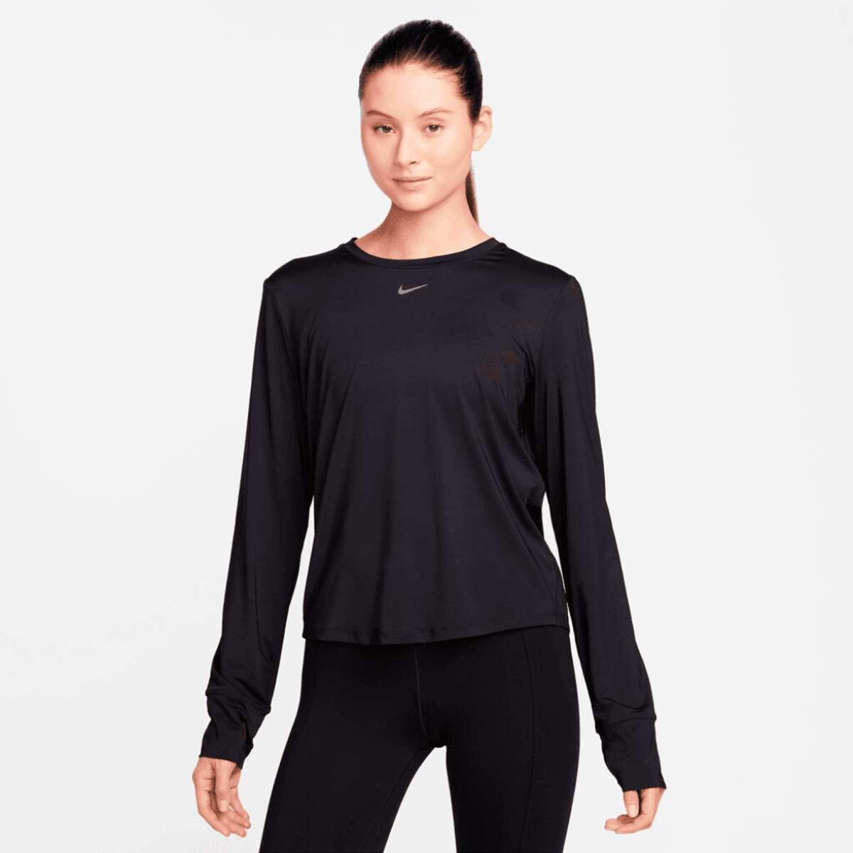 Remera Nike One Classic de Mujer - Negro 