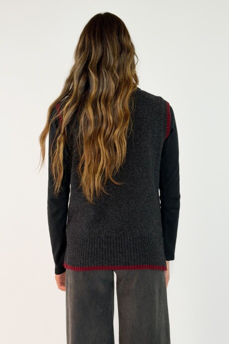 CHALECO SENDERO Negro