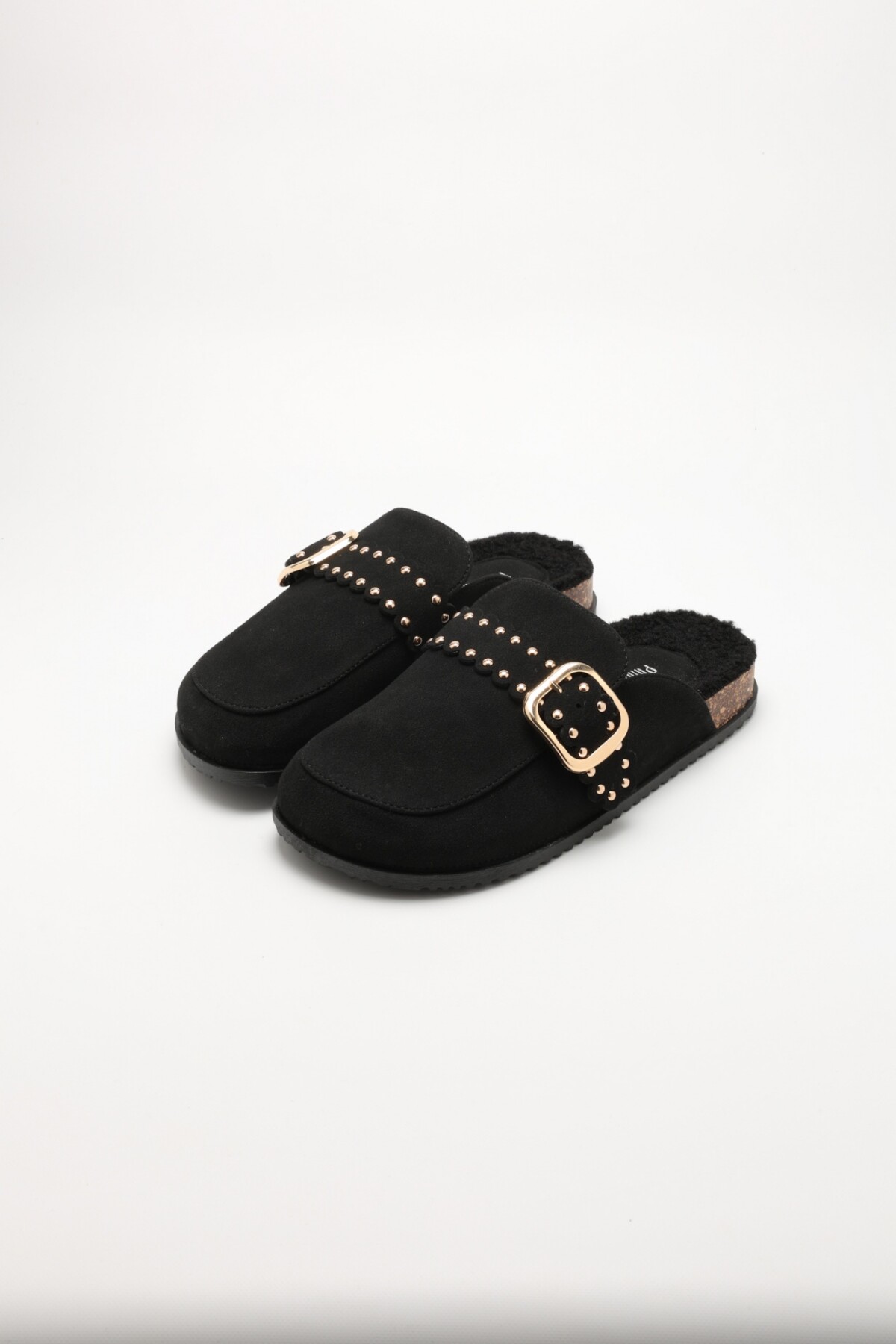 Pantuflas Tachas Negro