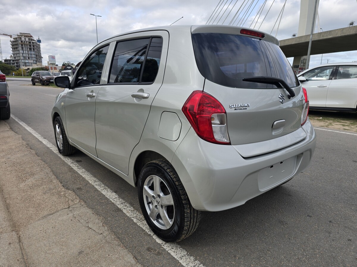 Suzuki Celerio GL 1.0 Extra Full| Permuta / Financia Suzuki Celerio GL 1.0 Extra Full| Permuta / Financia