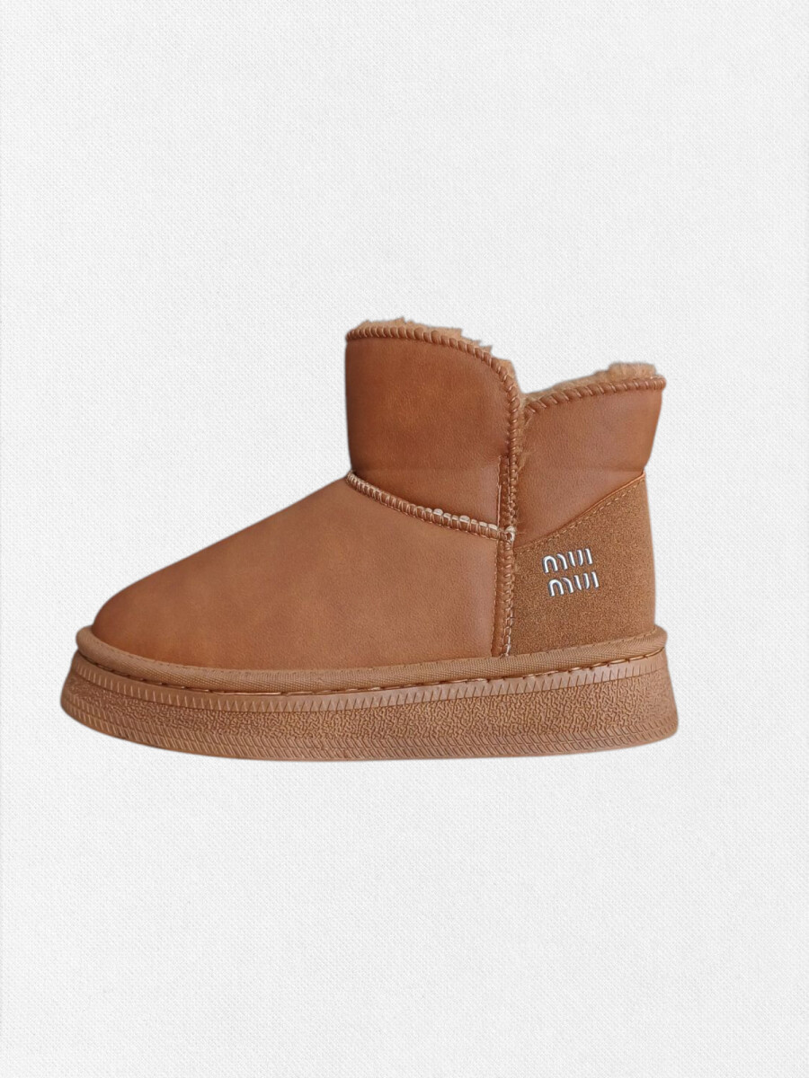 BOTA PLATAFORMA CORDERITO - MARRÓN 