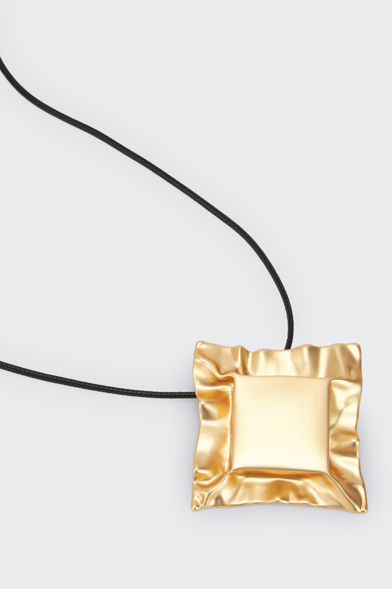 COLLAR Dorado