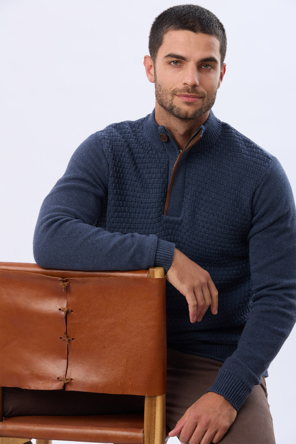 BUZO TEJIDO TEXTURADO Piedra