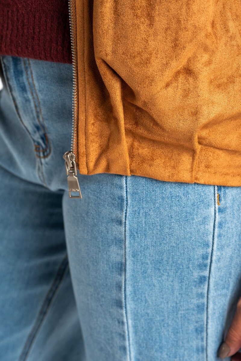 Bomber Gamuza Cuero Vegano Camel