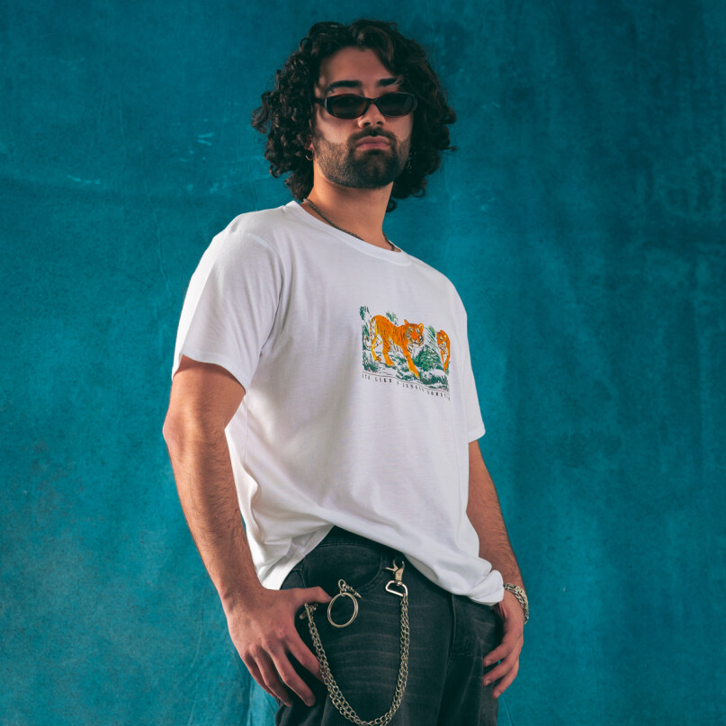 REMERA REGULAR - JUNGLE REMERA REGULAR - JUNGLE
