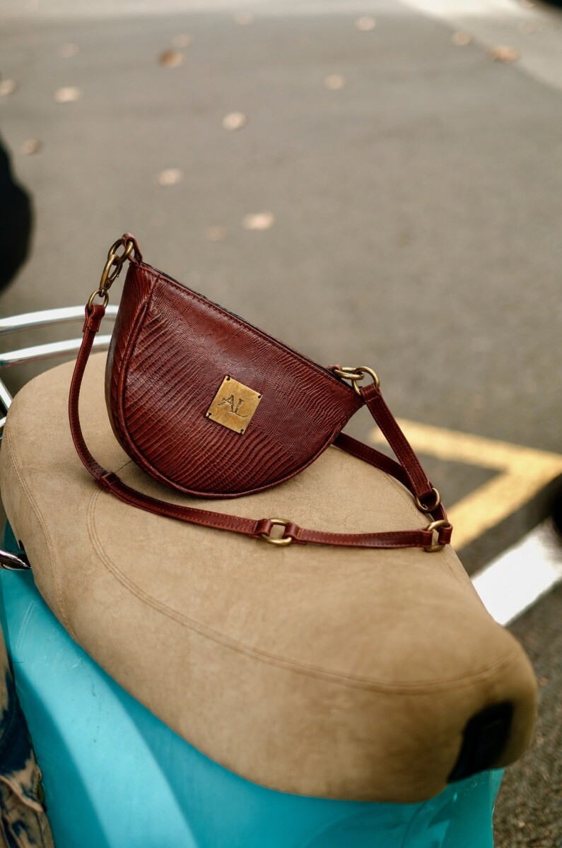 Brassy Bag - Crocco Caramel 