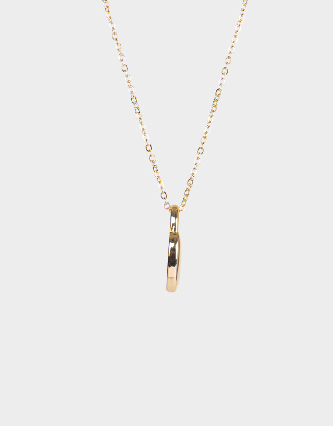 Cadena Corta con Dije Con corazón Collar Corto Con Dije Con Corazón - Dorado