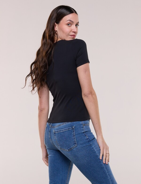 Remera Básica NEGRO
