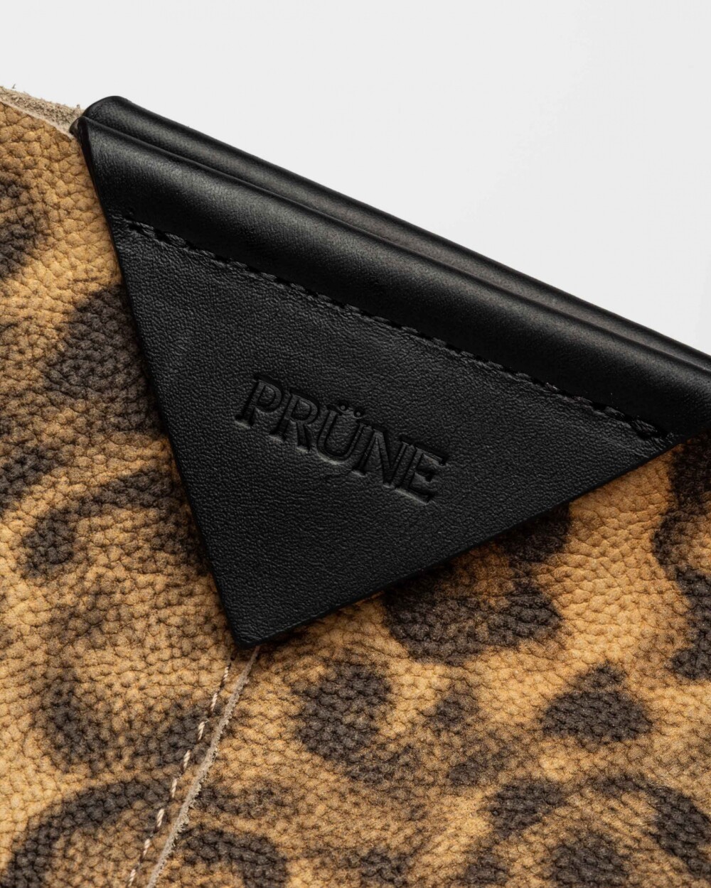 Bolso al hombro The Shopping En Cuero Animal Print Camel